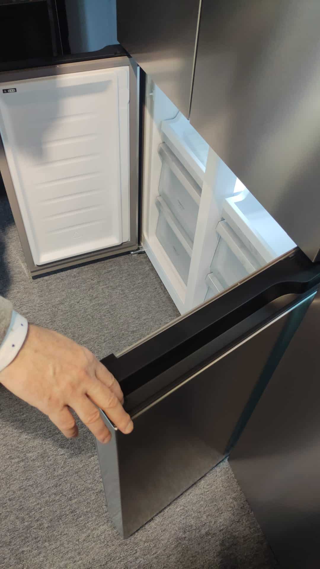 Mini frigorífico de 35 hasta 98 litros (temperatura de 0-10ºC). Nevera con  puerta de cristal de bajo consumo. Mini nevera pequeña para habitación con