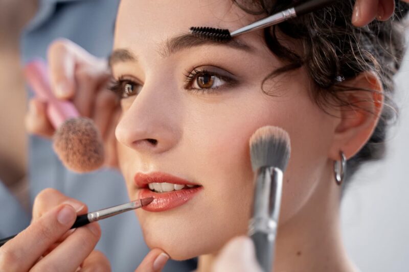 Servicio de Maquillaje gratis con MAC Cosmetic